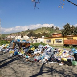 In Calabria è caos rifiuti ma la partitocrazia non da’ risposte